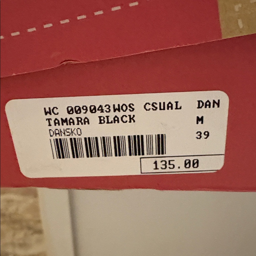 Dansko Tamara black leather buckle clogs 39 - Picture 13 of 13